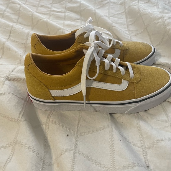 BRAND NEW VANS (Mustard Yellow) - Picture 2 of 4